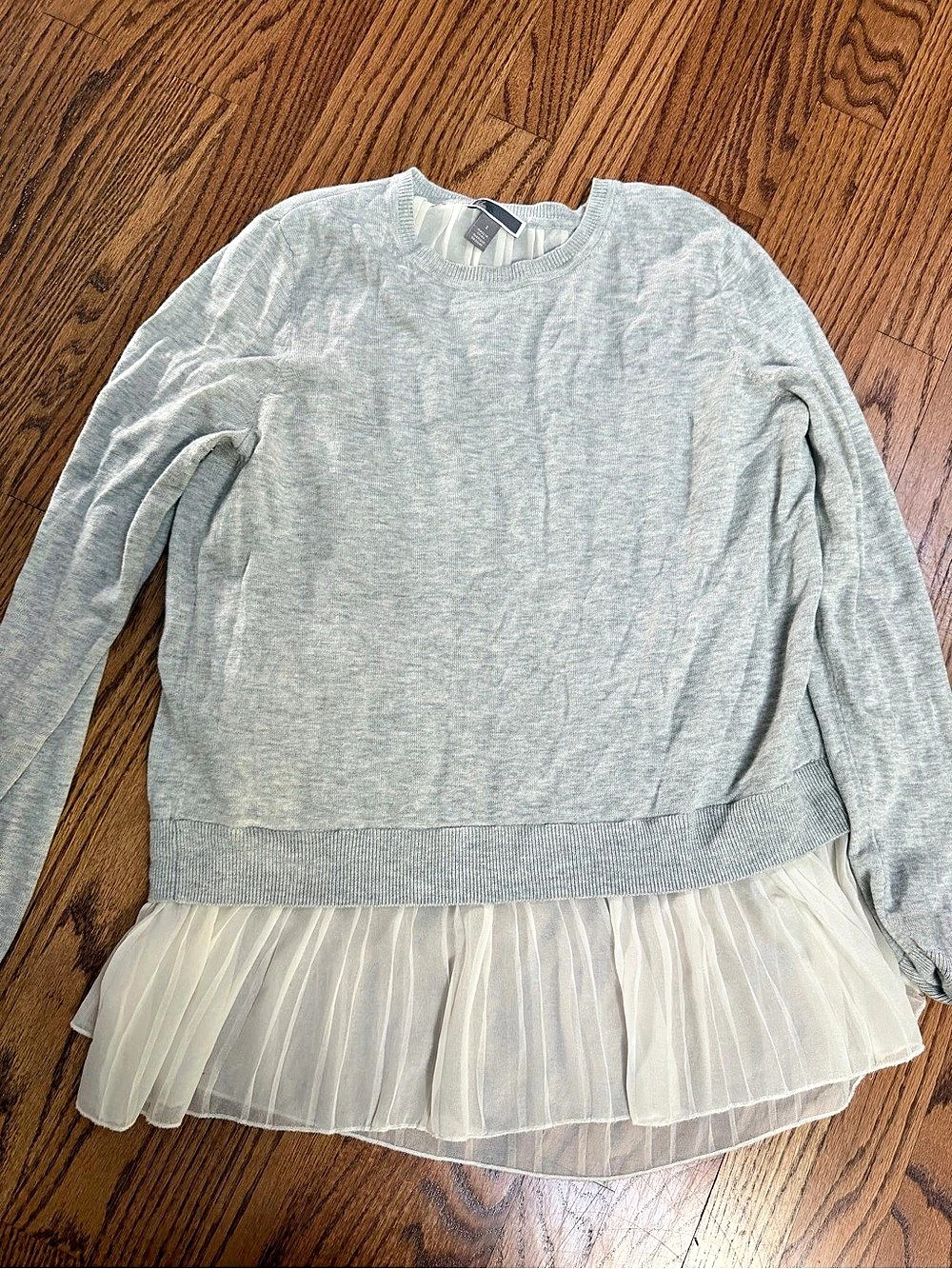 Chelsea28 Gray Layered Tulle Hem Long Sleeve Size Small